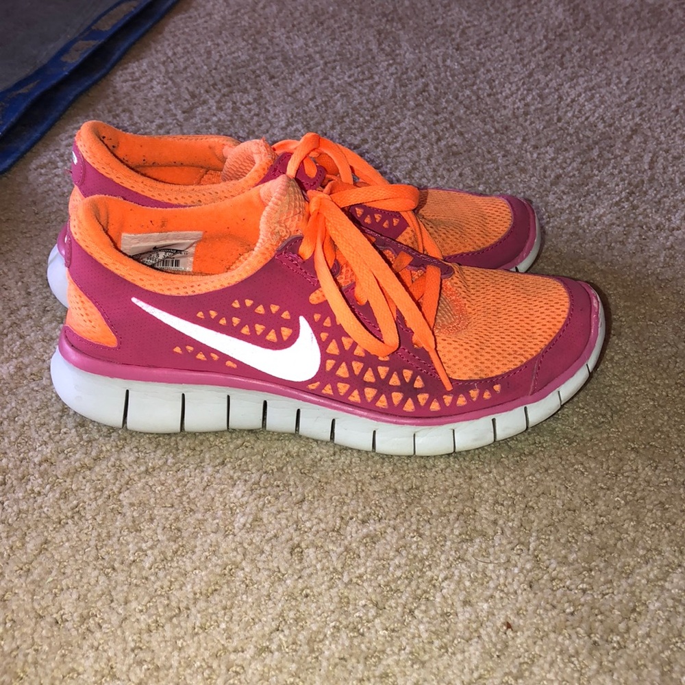 Nike free runs